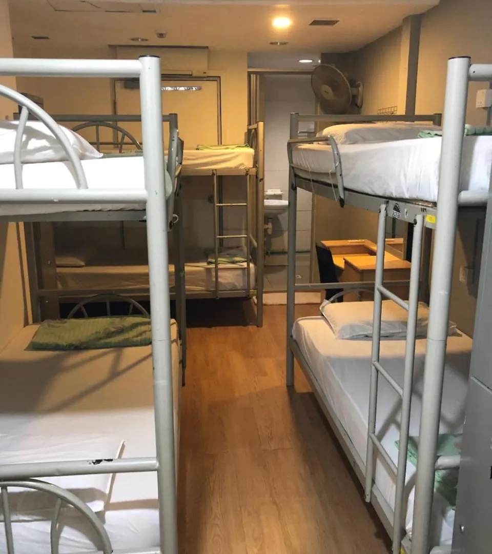 Snooze Inn @Dunlop Street Singapore Hostel